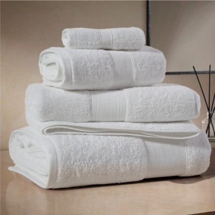 Elegant White Bath Towels Set